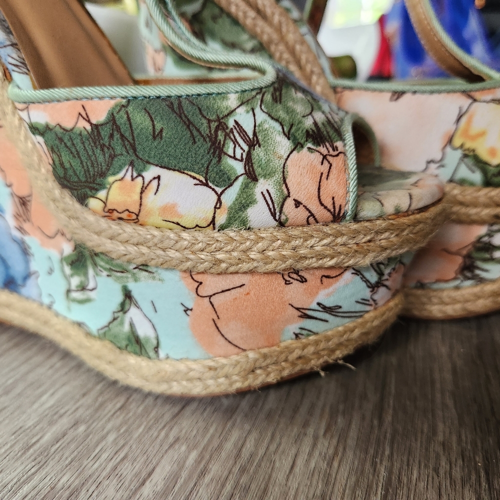 Mint Green Floral Shoe dazzle - Picture 2 of 4